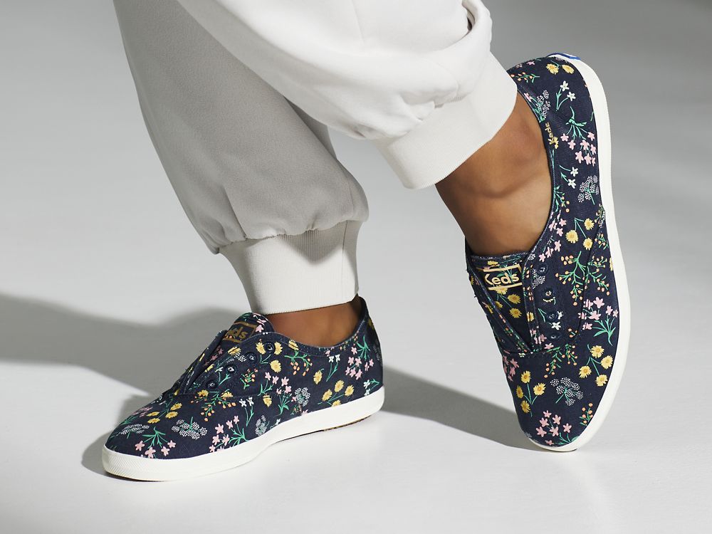 Dámské SlipOnTenisky Keds Rifle Paper Co. Chillax Petite Fleurs Printed Tmavě Blankyt Viacfarebný | CZ-56281